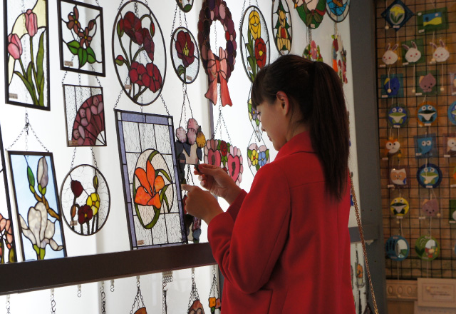 Yufuin Stained Glass Museum
